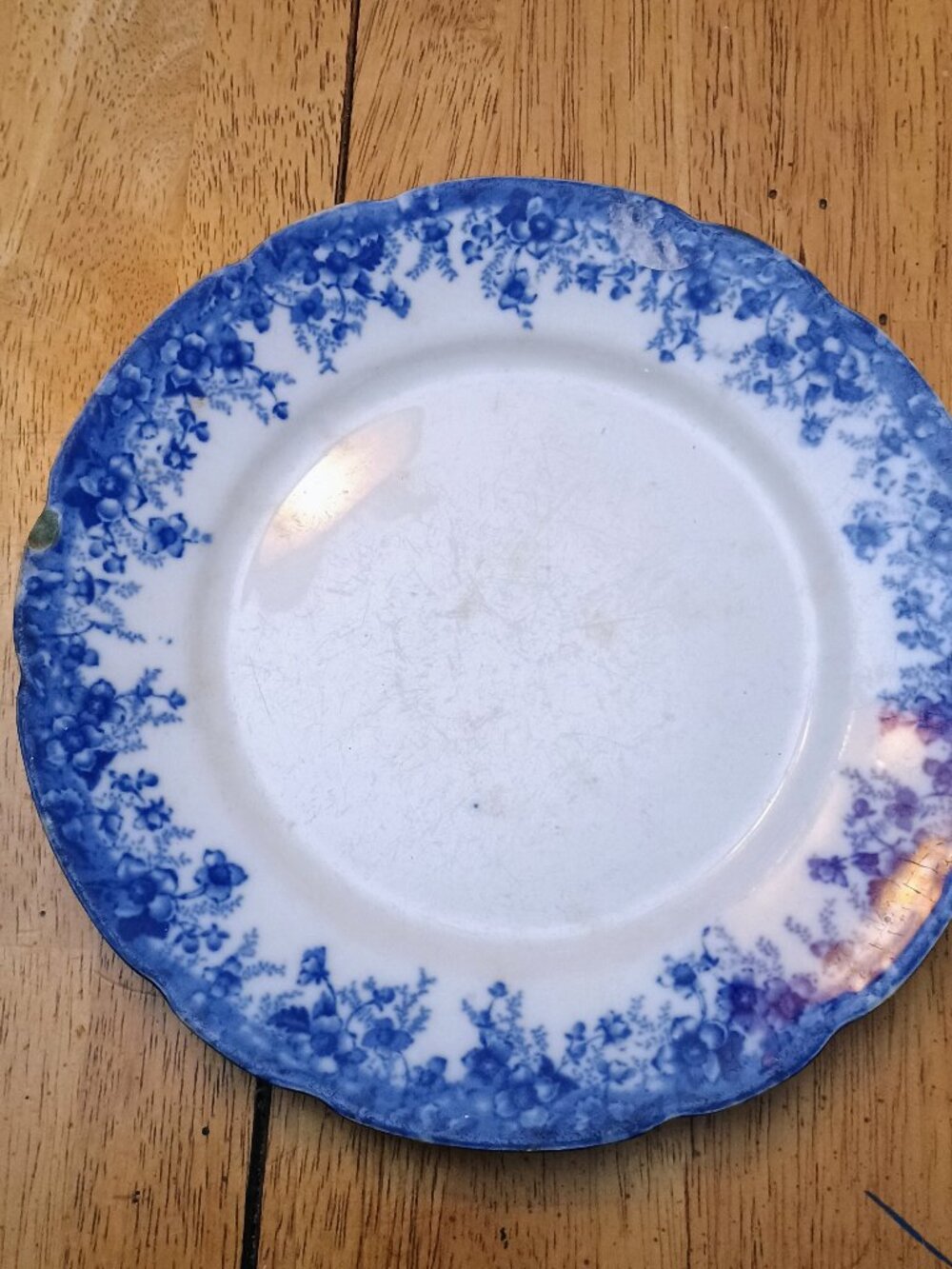 antique Royal Wedgwood Romeo flow blue semi-porcelain dinner plate